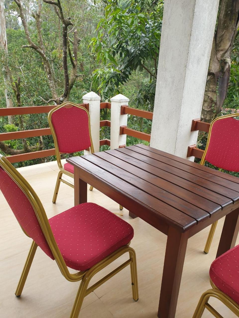 Delhousie 4* Nallathanniya